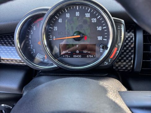 Used 2018 MINI Cooper S image 13