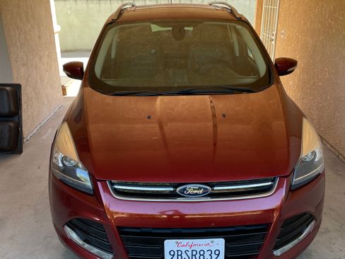 Used 2014 Ford Escape Titanium w/ Equipment Group 401A image 2