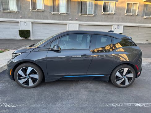 Used 2015 BMW i3 w/ Range Extender image 1