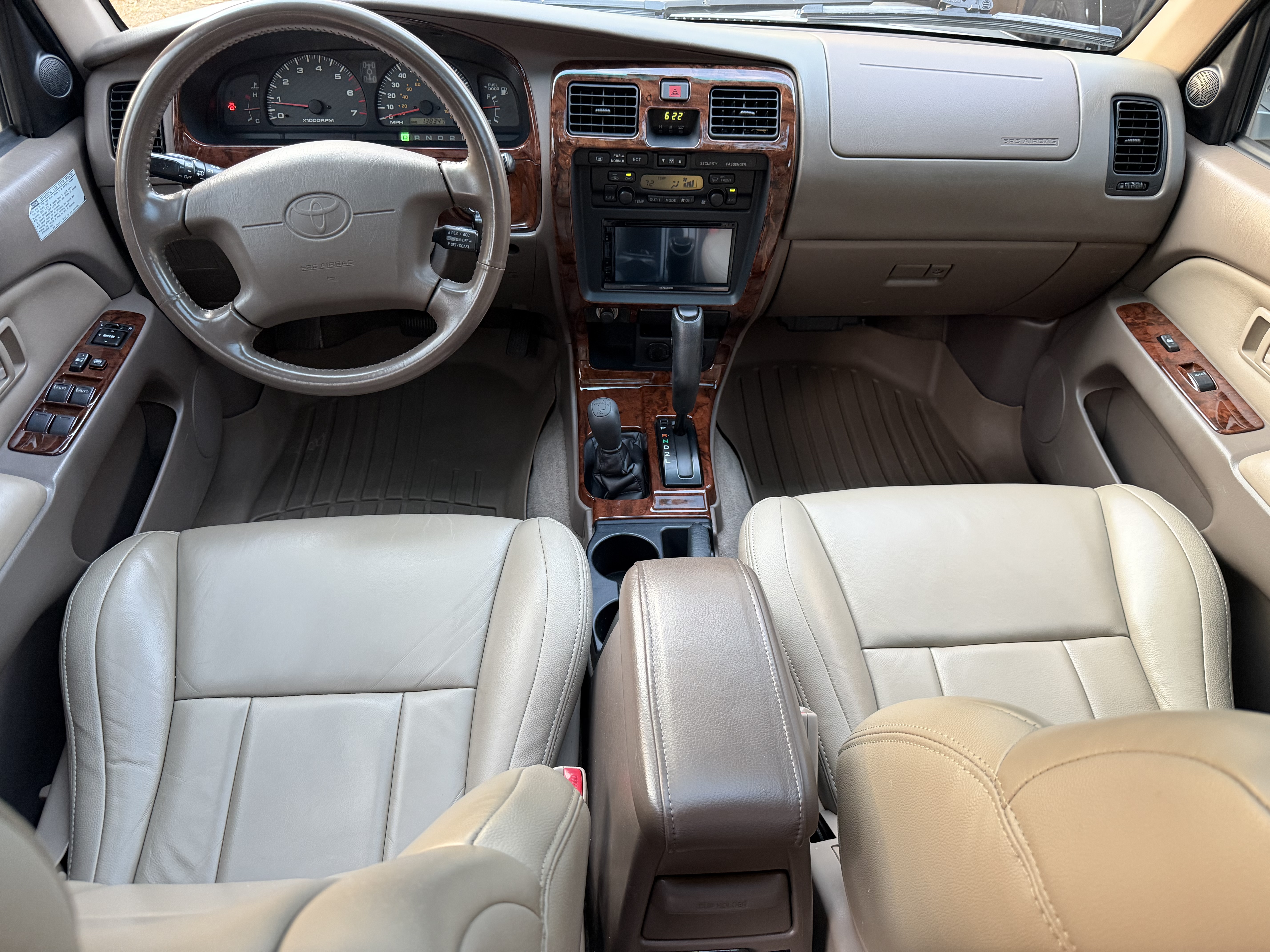 Used 2000 Toyota 4Runner Limited AWD/4WD image 20