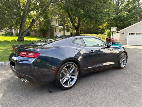 Used 2016 Chevrolet Camaro LT RWD image 6