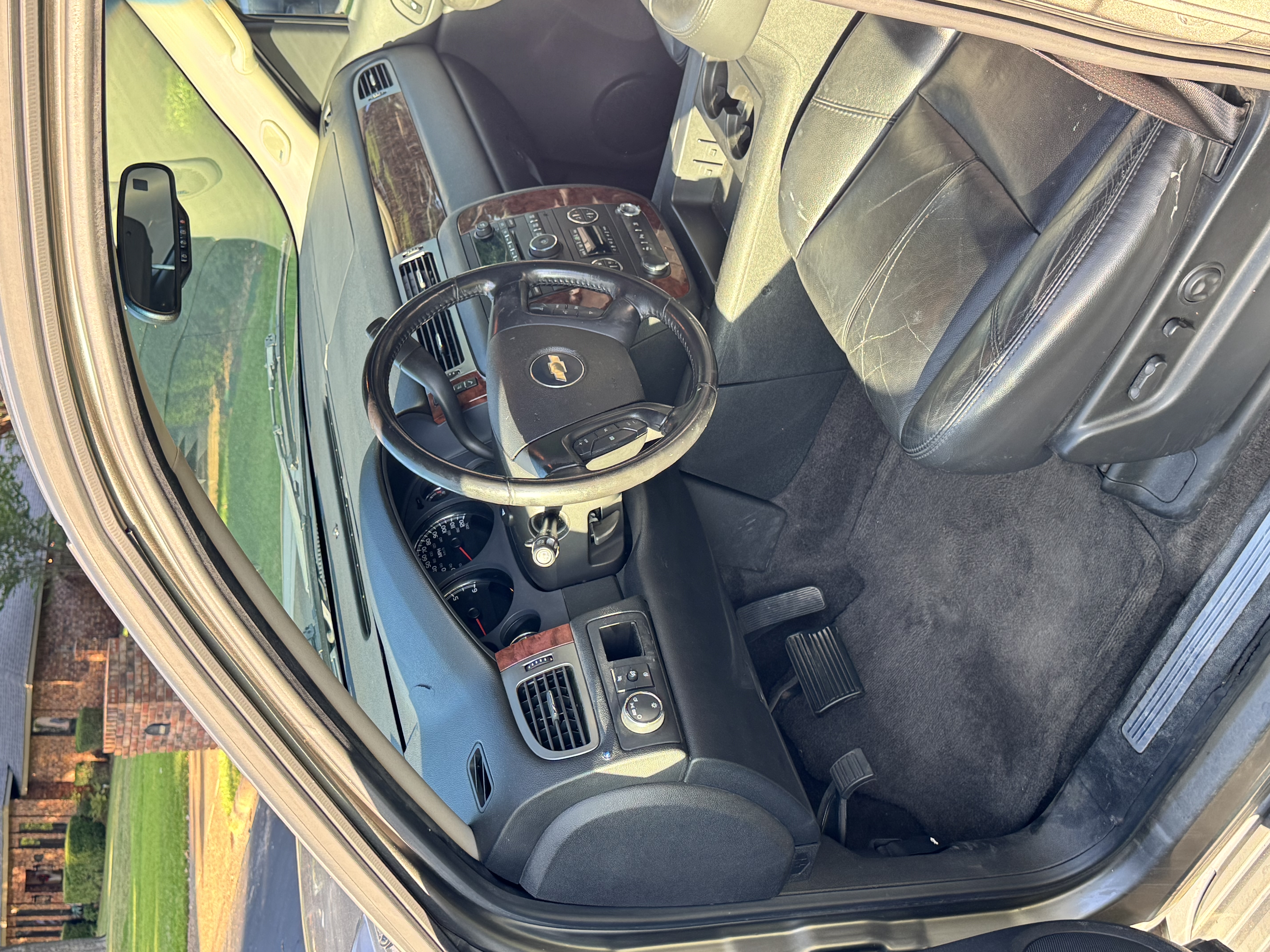 Used 2007 Chevrolet Tahoe LT w/ LT Preferred Equipment Group RWD image 9