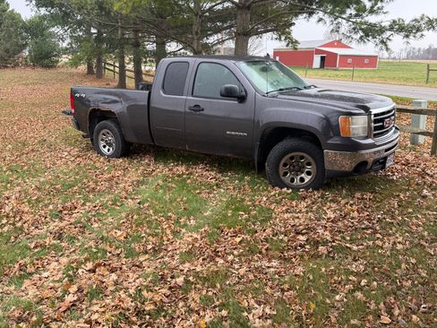 Used 2010 GMC Sierra 1500 SL image 10