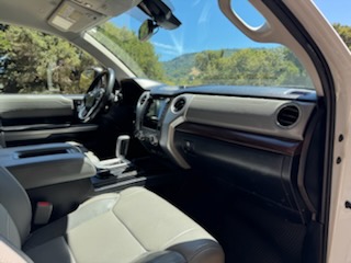 Used 2021 Toyota Tundra Limited w/ Limited Premium Package AWD/4WD image 17