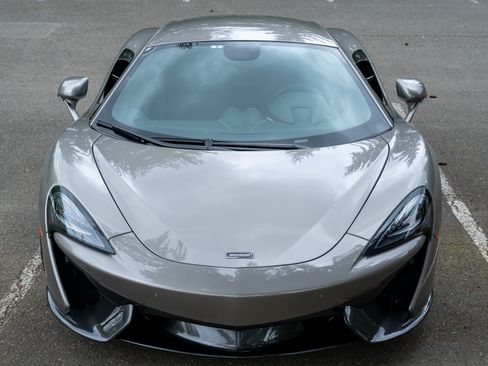 Used 2017 McLaren 570S Coupe image 10