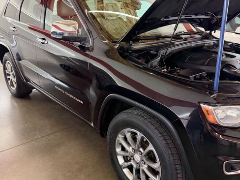 Used 2014 Jeep Grand Cherokee Limited w/ Luxury Group II image 9