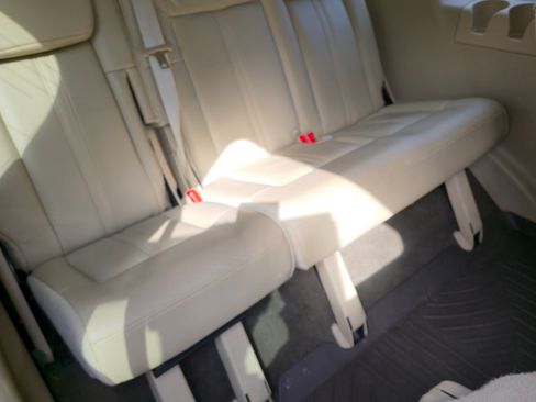 Used 2015 Lincoln Navigator L 4WD w/ Equipment Group 101A Reserve image 15