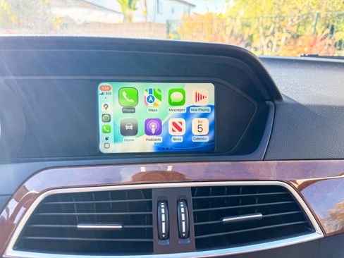 Used 2012 Mercedes-Benz C 300 4MATIC Sedan image 14