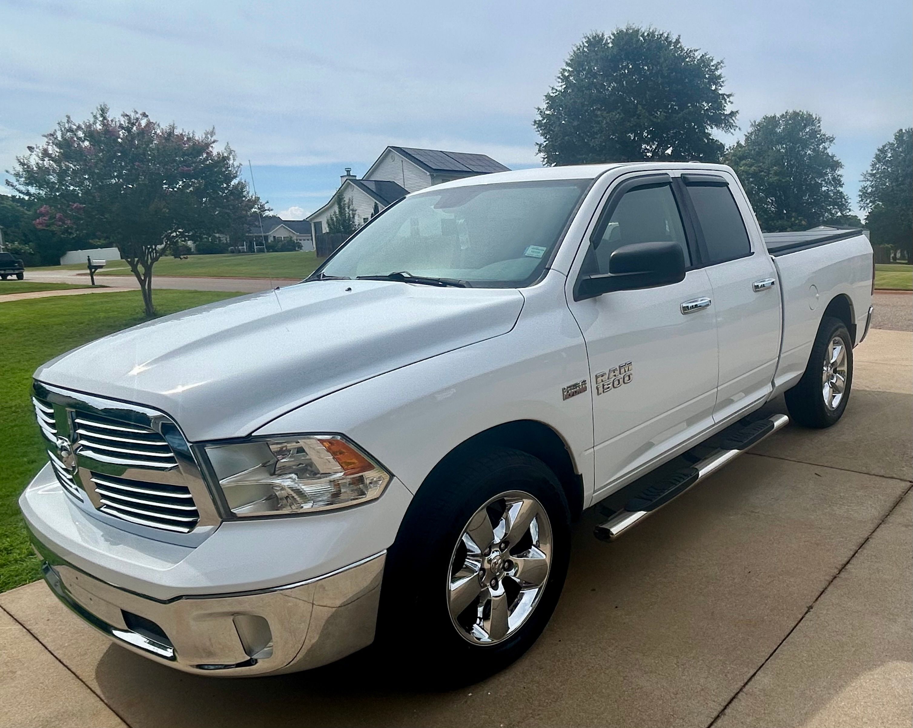 Used 2015 RAM 1500 Big Horn RWD image 2