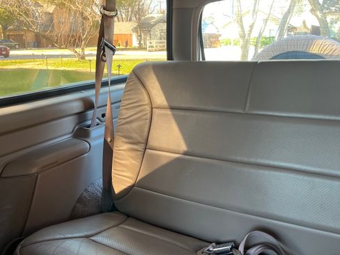 Used 1994 Ford Bronco XL image 9