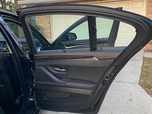 Used 2011 BMW 528i Sedan image 19