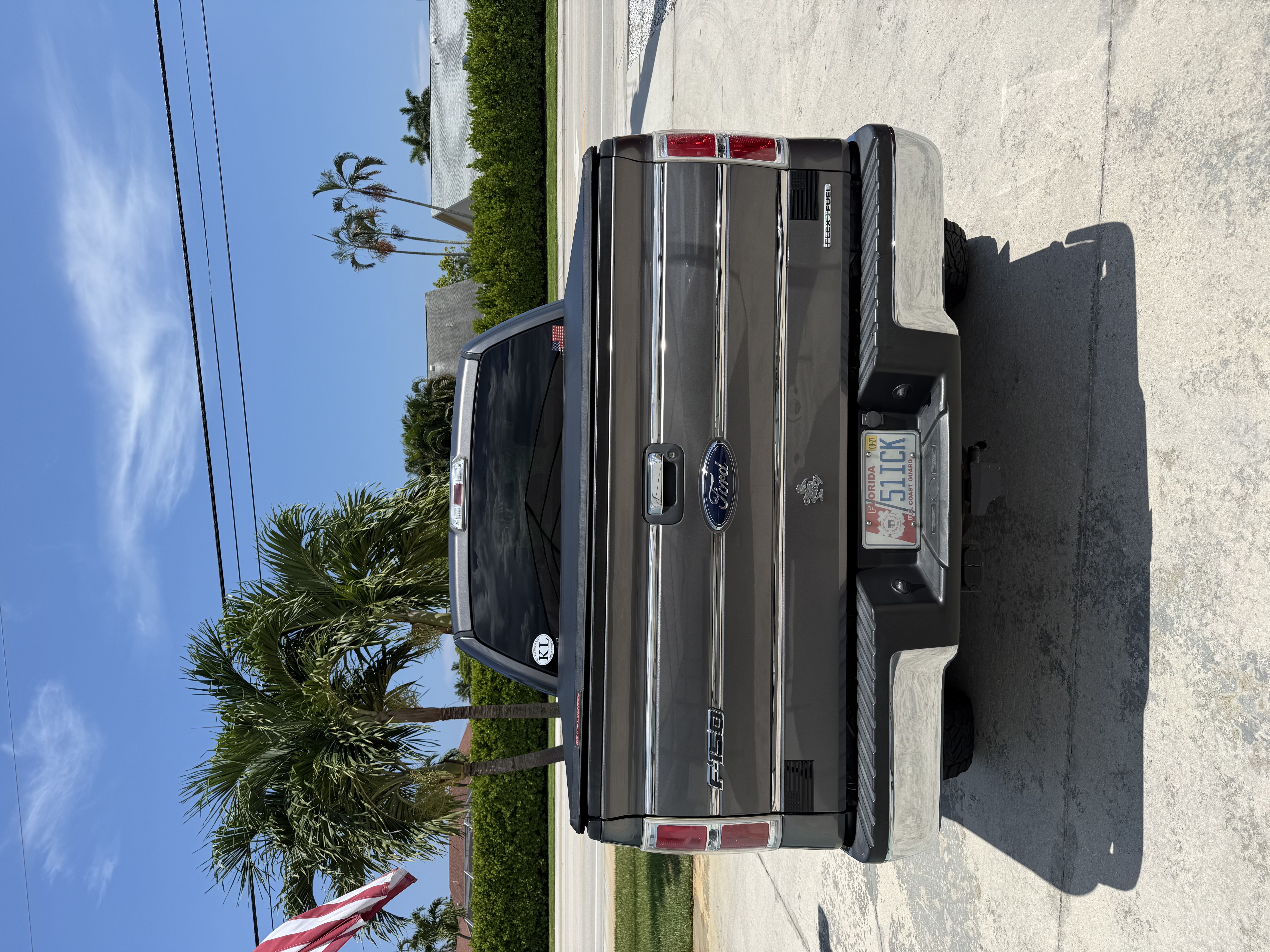 Used 2014 Ford F150 XLT w/ XLT Chrome Package RWD image 2