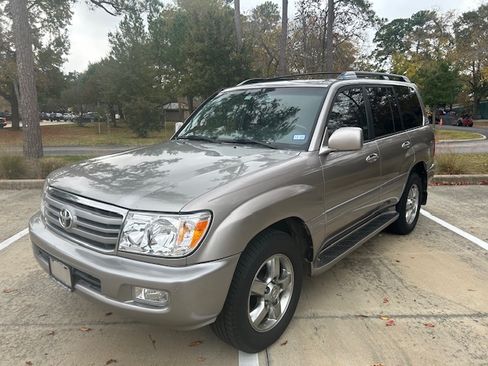Used 2007 Toyota Land Cruiser image 9