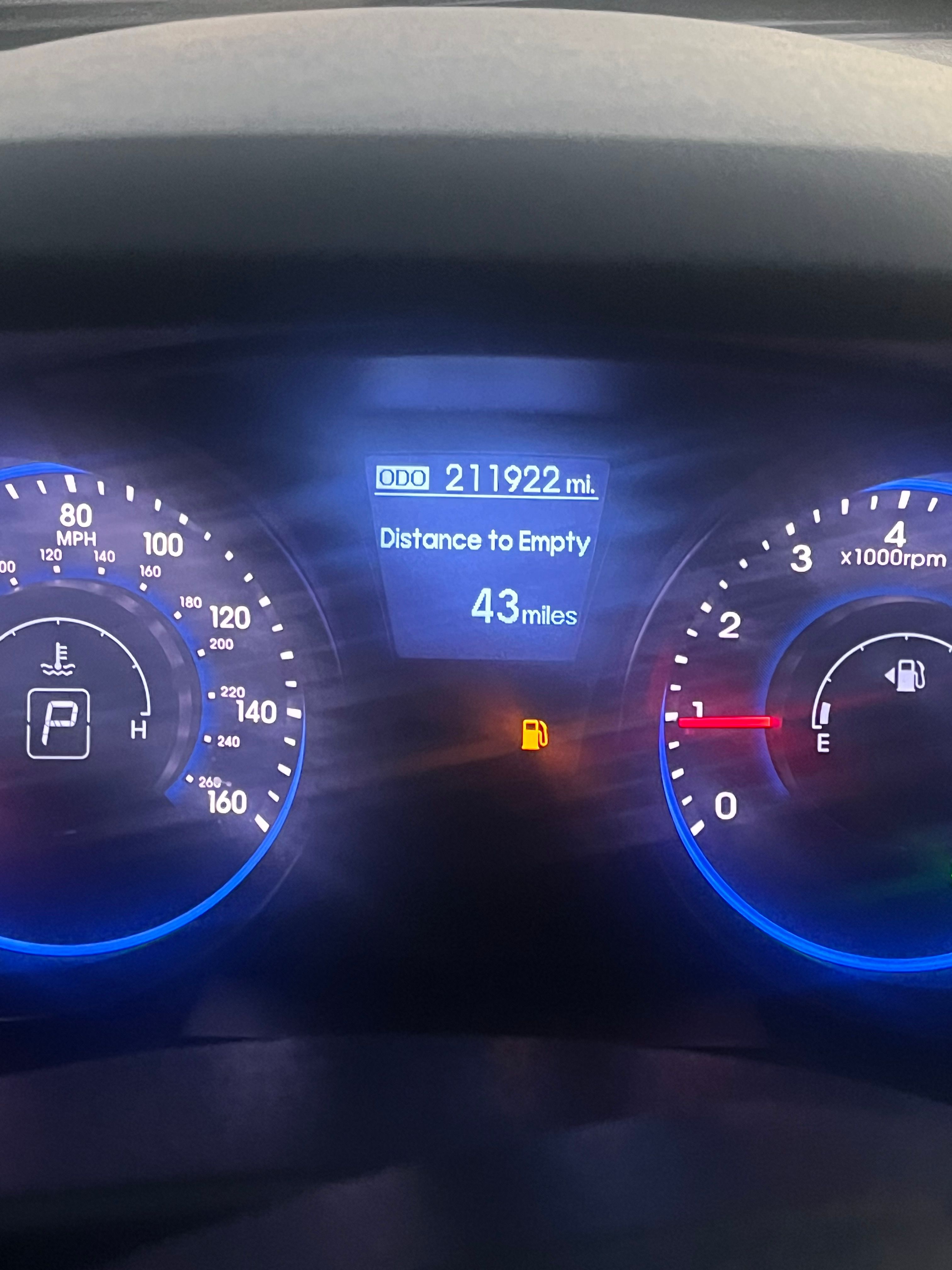 Used 2013 Hyundai Genesis 2.0T RWD image 13