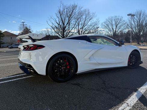 Used 2023 Chevrolet Corvette Stingray Premium Conv w/ Z51 Performance Package image 18