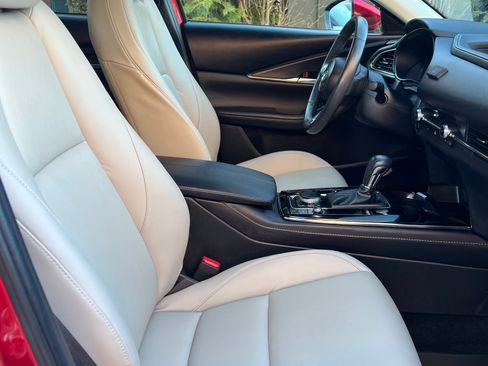 Used 2024 MAZDA CX-30 AWD 2.5 S w/ Preferred Package image 12