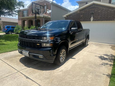 Used 2020 Chevrolet Silverado 1500 W/T w/ WT Value Package RWD image 2