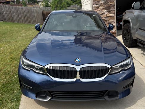 Used 2021 BMW 330i Sedan w/ Premium Package RWD image 6