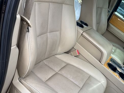Used 2007 Lincoln Navigator 4WD image 18