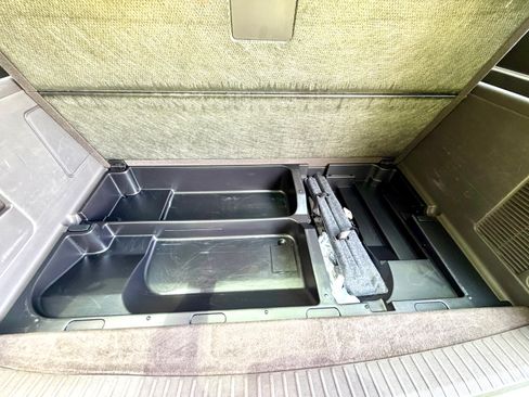 Used 2018 Ford Expedition Max Limited RWD image 24