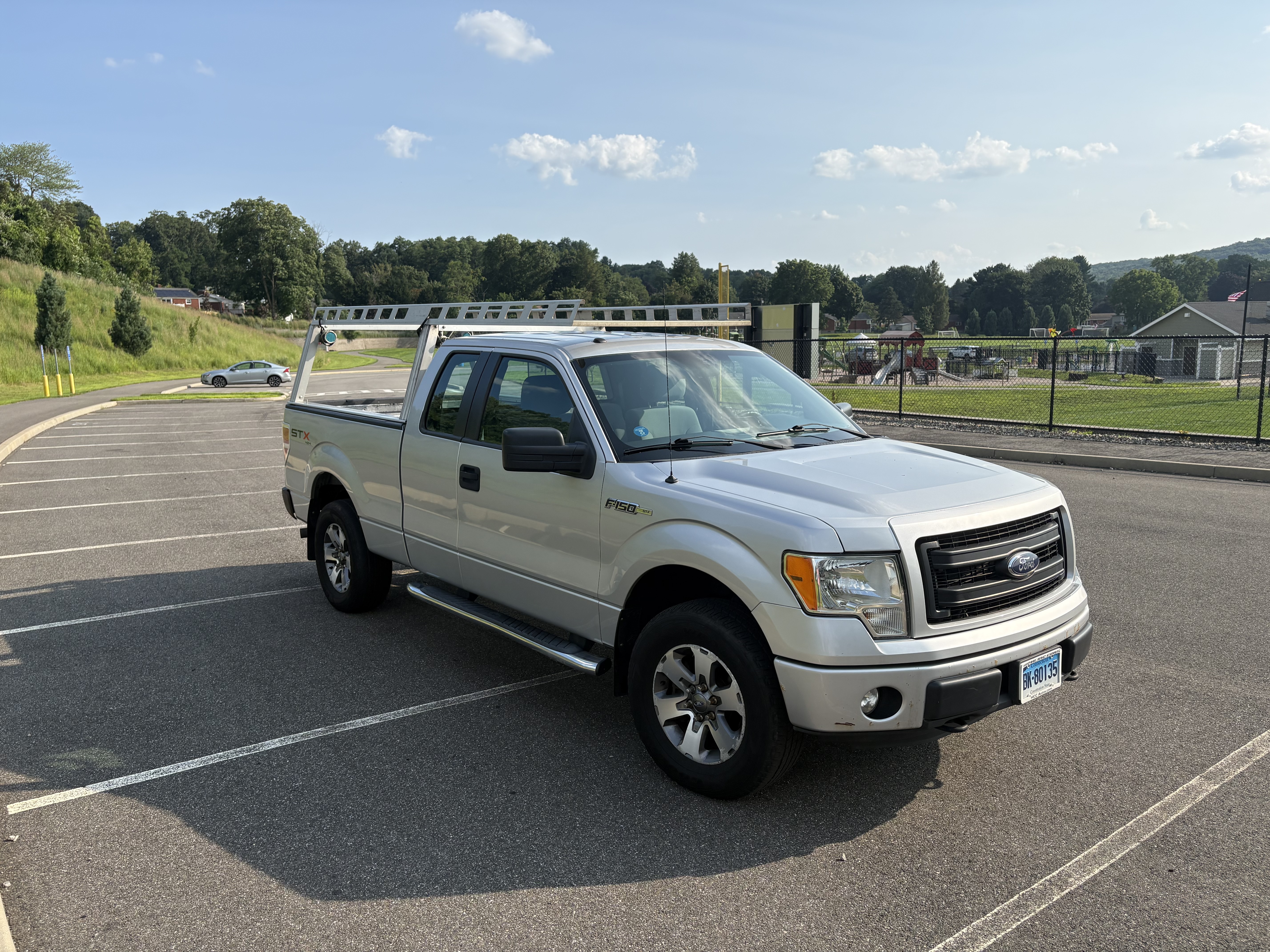 Used 2013 Ford F150 STX w/ Mid Equipment Group AWD/4WD image 4