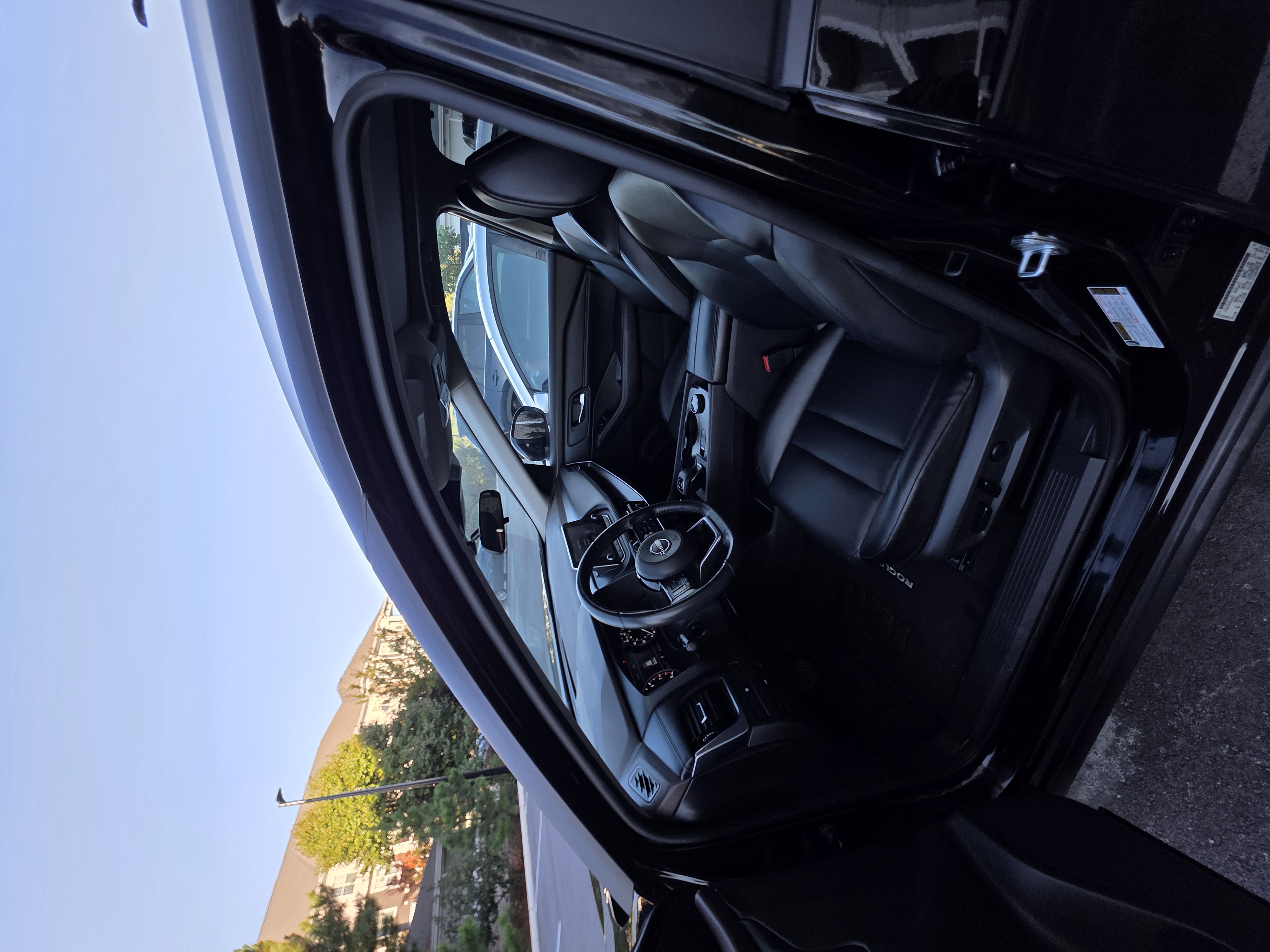 Used 2023 Nissan Rogue SV w/ SV Premium Package AWD/4WD image 14