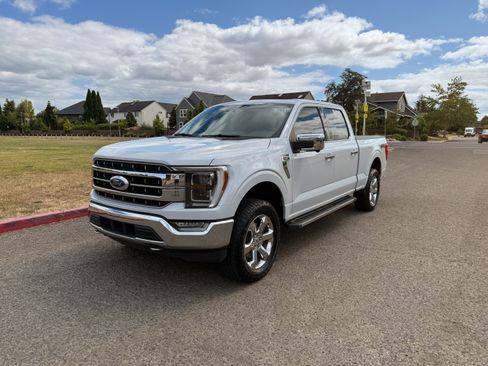 Used 2021 Ford F150 Lariat w/ Equipment Group 502A High AWD/4WD image 1