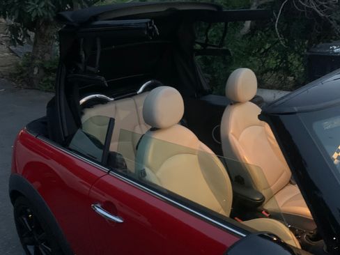 Used 2014 MINI Cooper S image 16