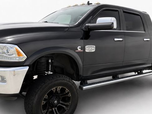 Used 2017 RAM 2500 Longhorn AWD/4WD image 2