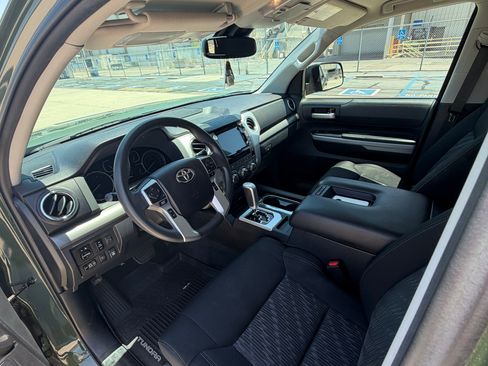 Used 2021 Toyota Tundra SR5 w/ Trail Edition AWD/4WD image 13