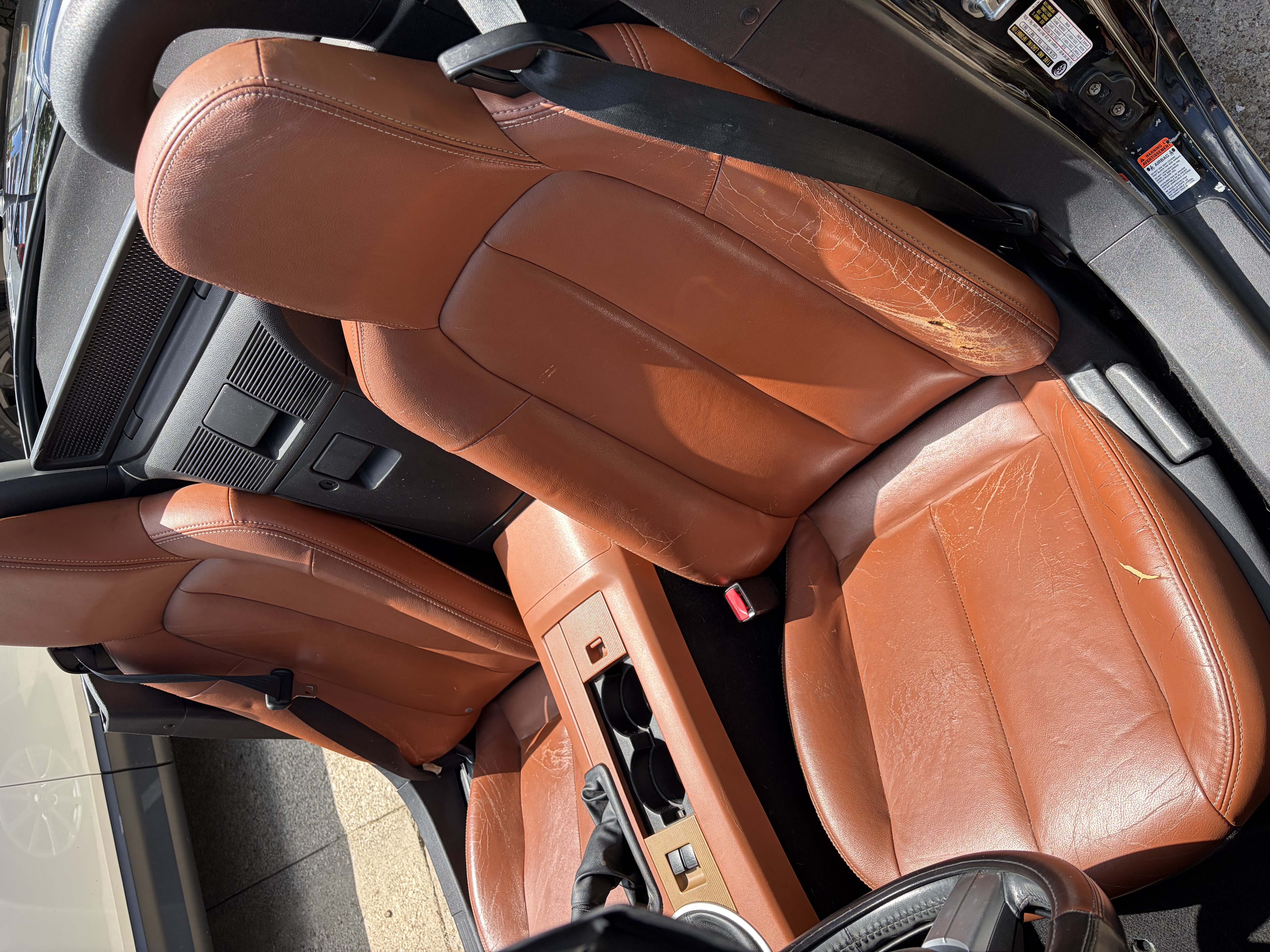 Used 2006 MAZDA MX-5 Miata Grand Touring RWD image 9