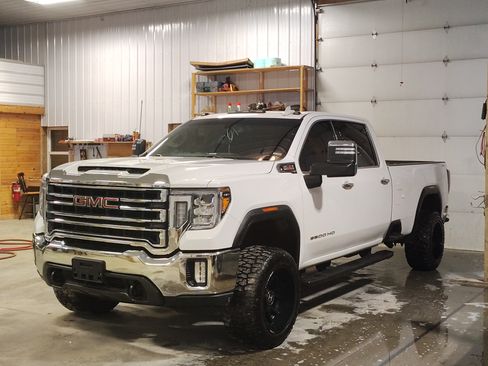 Used 2020 GMC Sierra 3500 SLT image 8