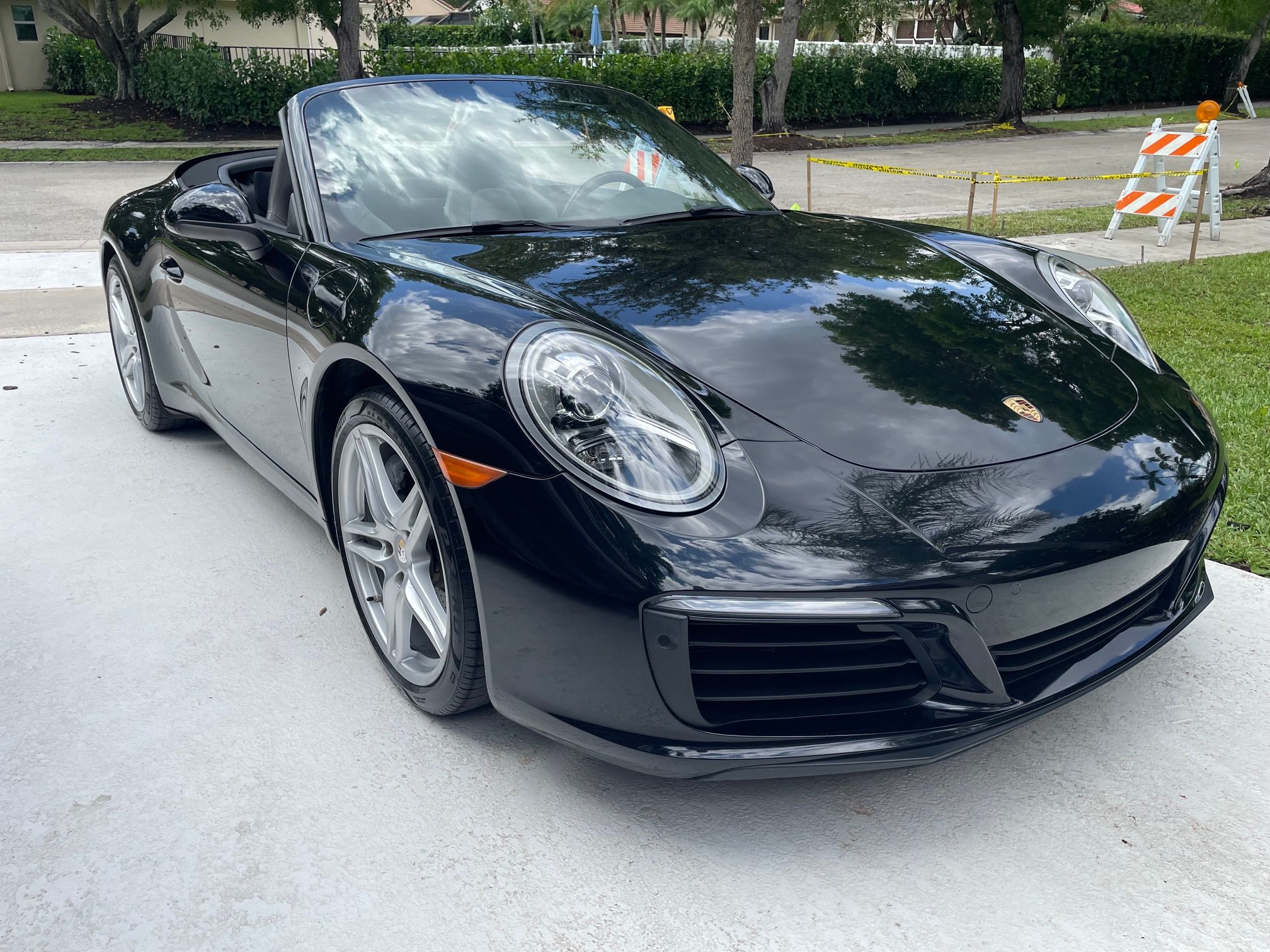 Used 2017 Porsche 911 Carrera image 1