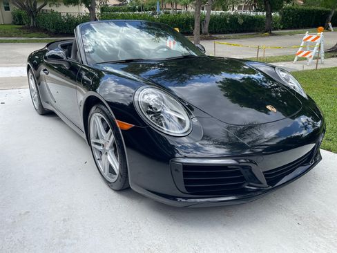 Used 2017 Porsche 911 Carrera image 1