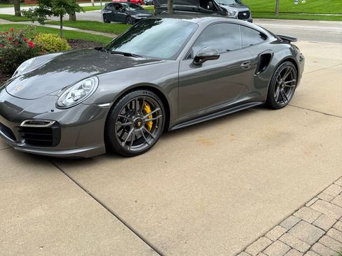 Used 2014 Porsche 911 Turbo S AWD/4WD image 1