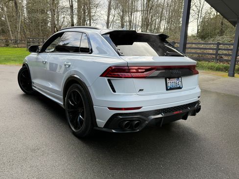 Used 2021 Audi RS Q8 w/ Carbon Optic Package image 11