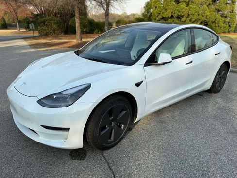 Used 2022 Tesla Model 3 Long Range image 10