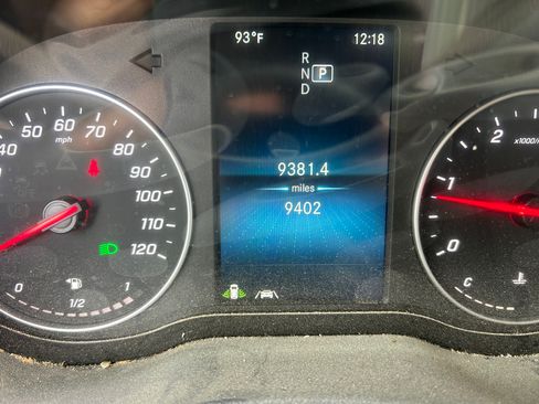 Used 2024 Mercedes-Benz Sprinter 2500 image 16