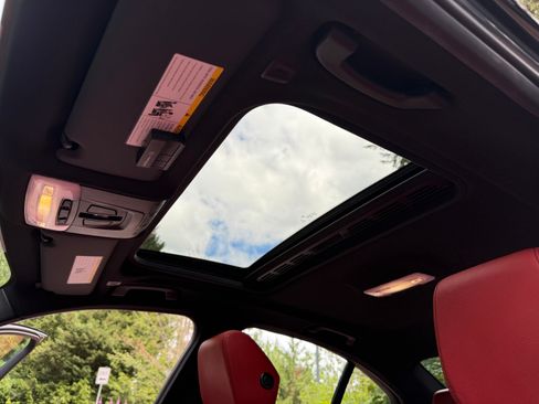 Used 2018 BMW 340i Sedan RWD image 28