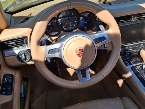 Used 2013 Porsche 911 Carrera 4 image 12