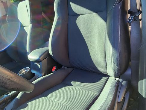 Used 2013 Toyota RAV4 XLE image 8