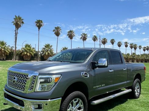 Used 2016 Nissan Titan SL AWD/4WD image 1