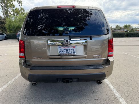 Used 2011 Honda Pilot Touring image 5