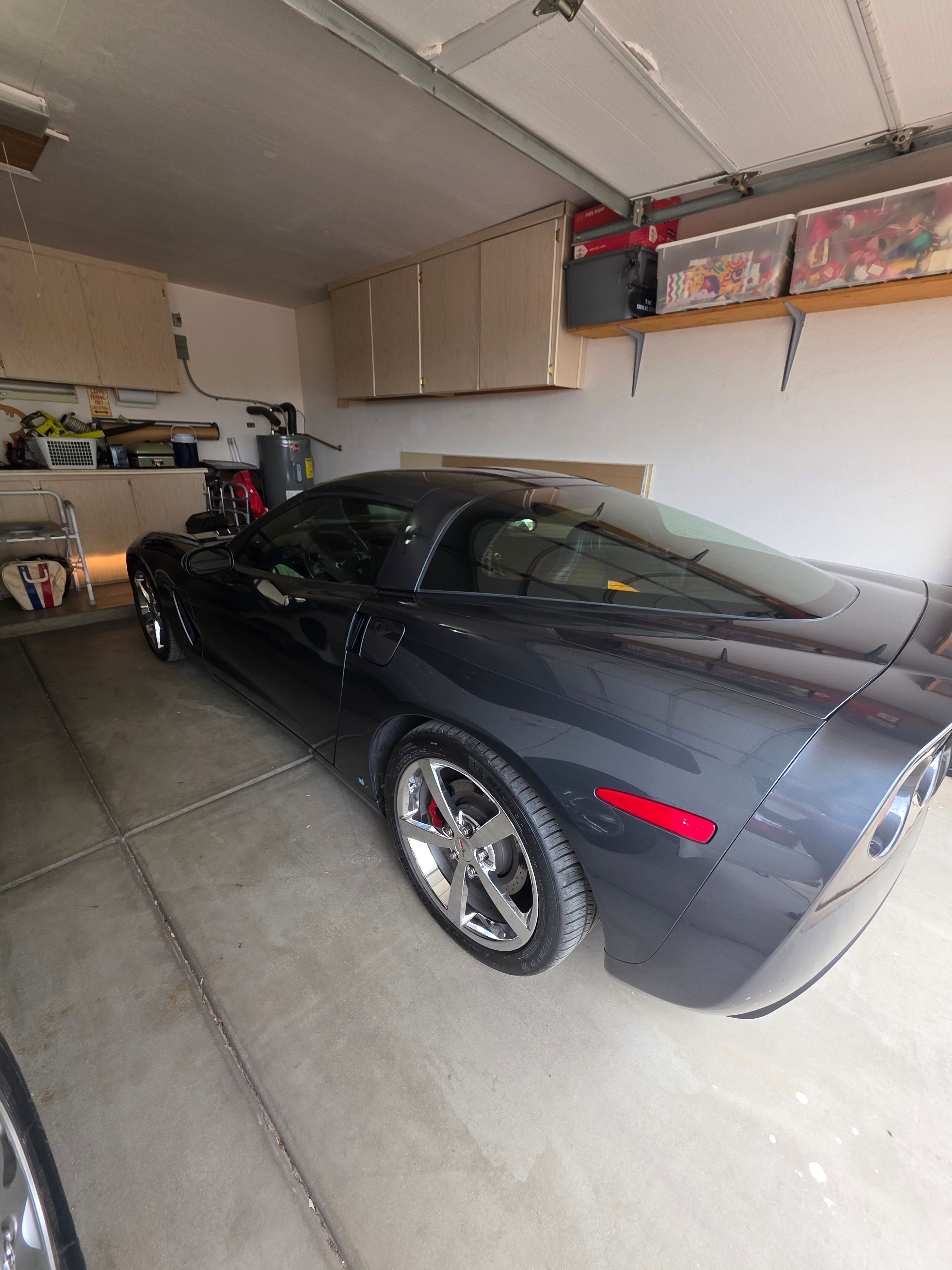 Used 2009 Chevrolet Corvette Coupe w/ Preferred Equipment Group RWD image 11