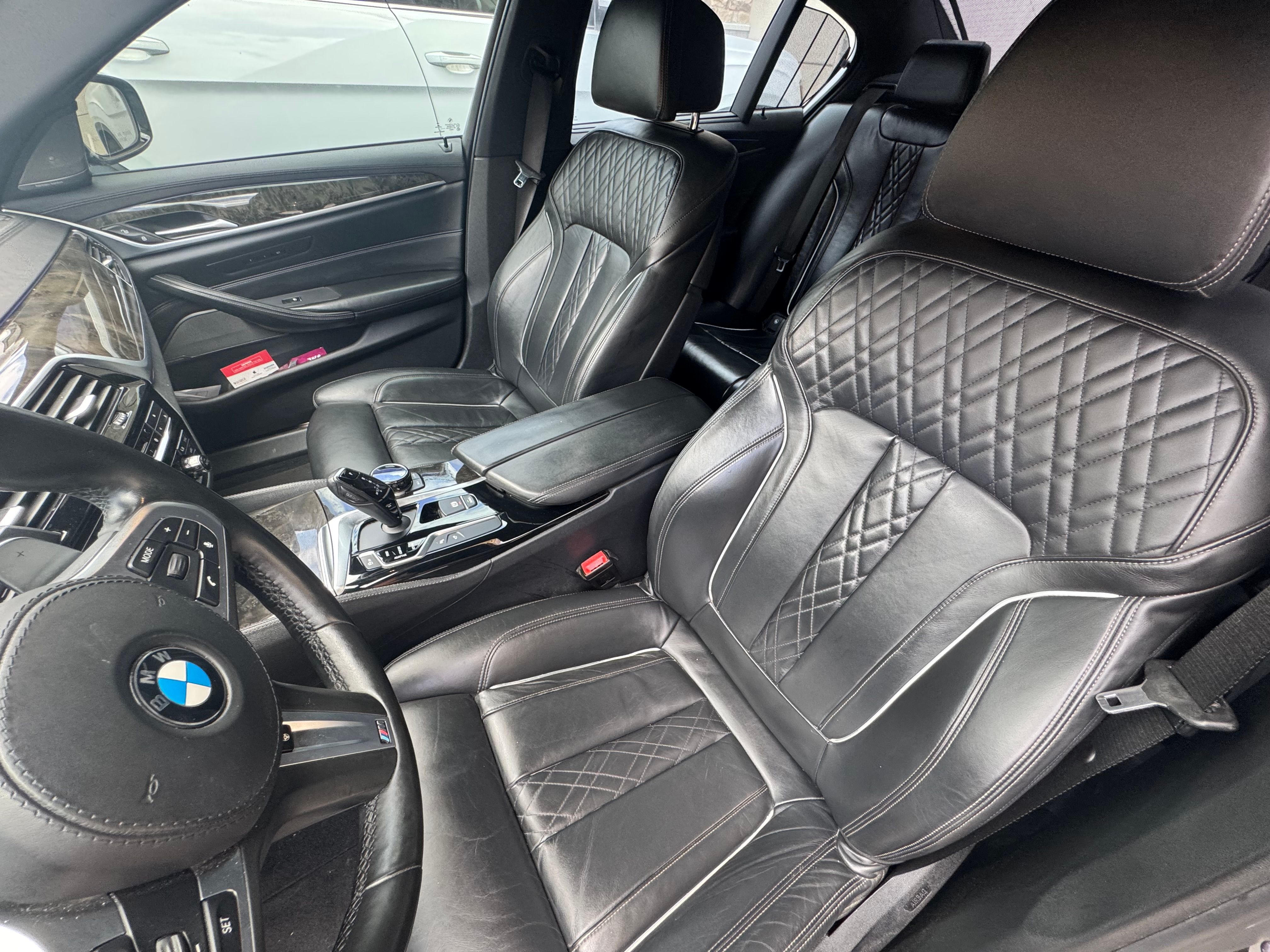 Used 2018 BMW M550i xDrive AWD/4WD image 18