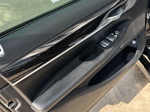 Used 2020 BMW 740i w/ M Sport Package image 13