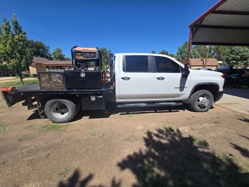 Used 2024 Chevrolet Silverado 3500 W/T w/ WT Convenience Package image 10
