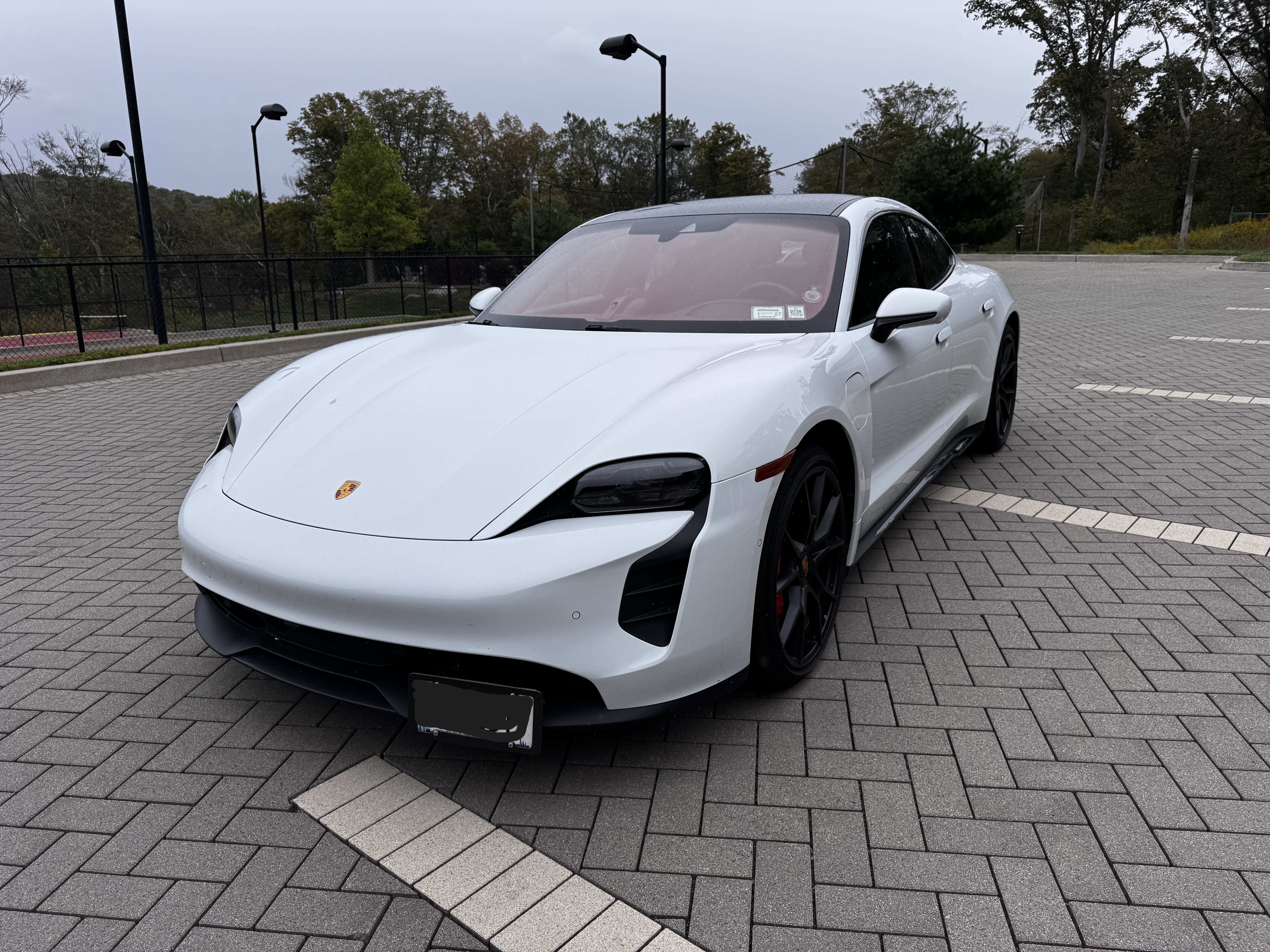 Used 2023 Porsche Taycan GTS AWD/4WD image 4