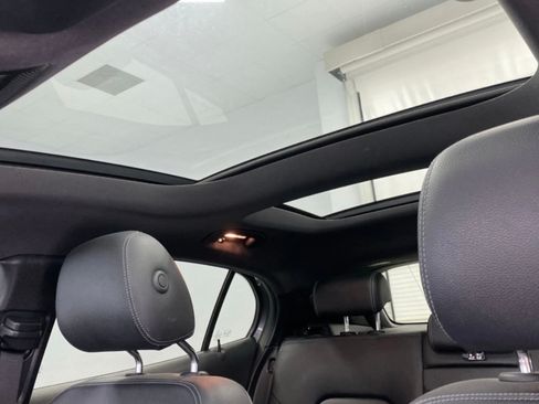 Used 2021 Mercedes-Benz GLA 250 image 16