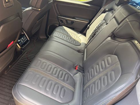 Used 2022 Rivian R1T Adventure AWD/4WD image 6
